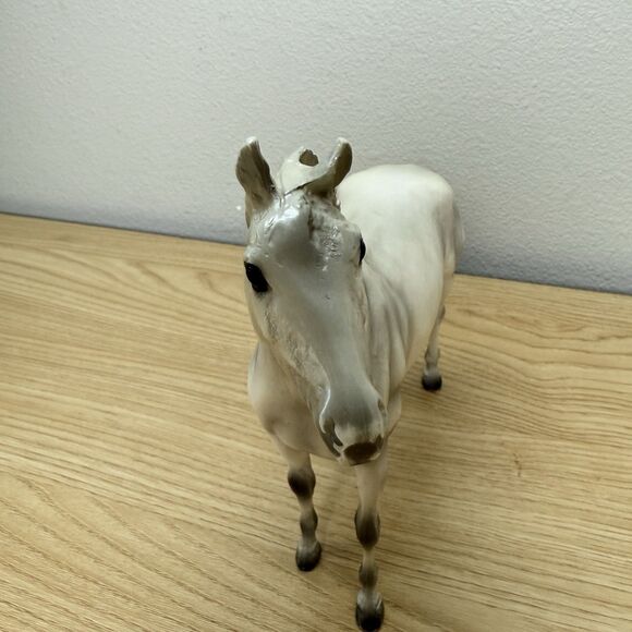 Breyer Horse Lot of two #62031 Duchess Grey Thoroughbred 1:12 Pearlescent Shiny - Picture 7 of 8